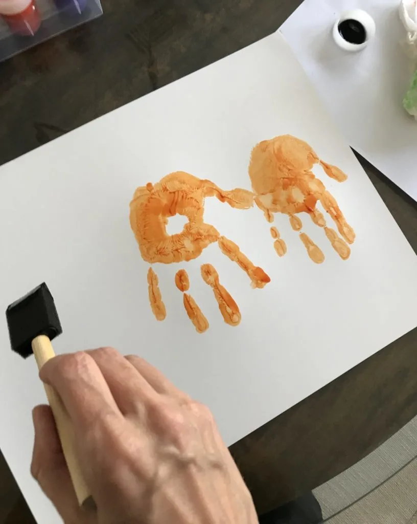 Boo handprint sign 