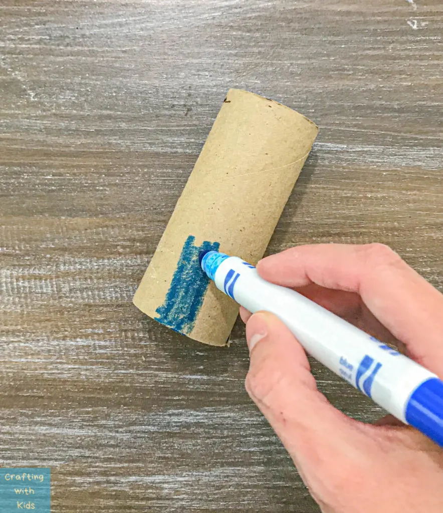 coloring the toilet paper tubes