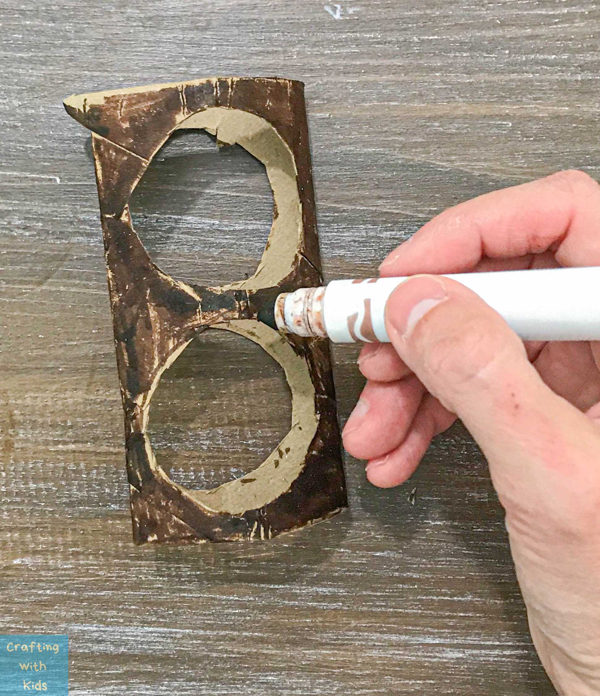 Toilet Paper Roll Binoculars with only Three Materials