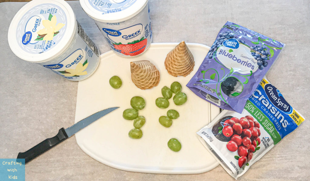 Healthy Edible Christmas Trees with Greek Yogurt and Fruit ingredients