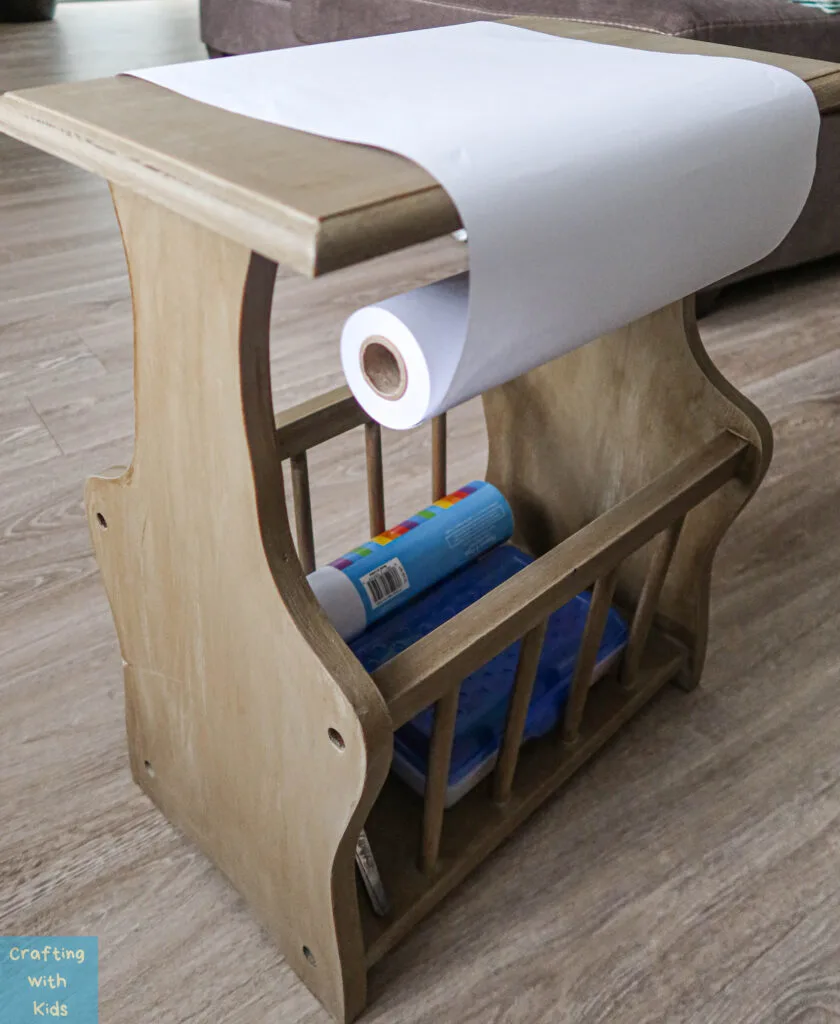 DIY paper roll holder for kids drawing desk