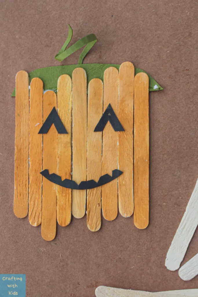 popsicle stick pumpkin craft for fall