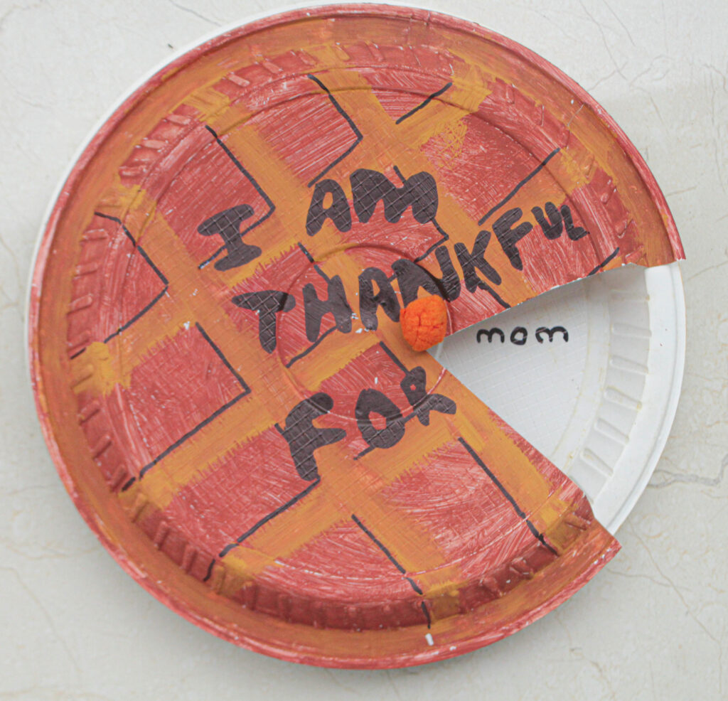 paper plate craft for kids for Thanksgiving 