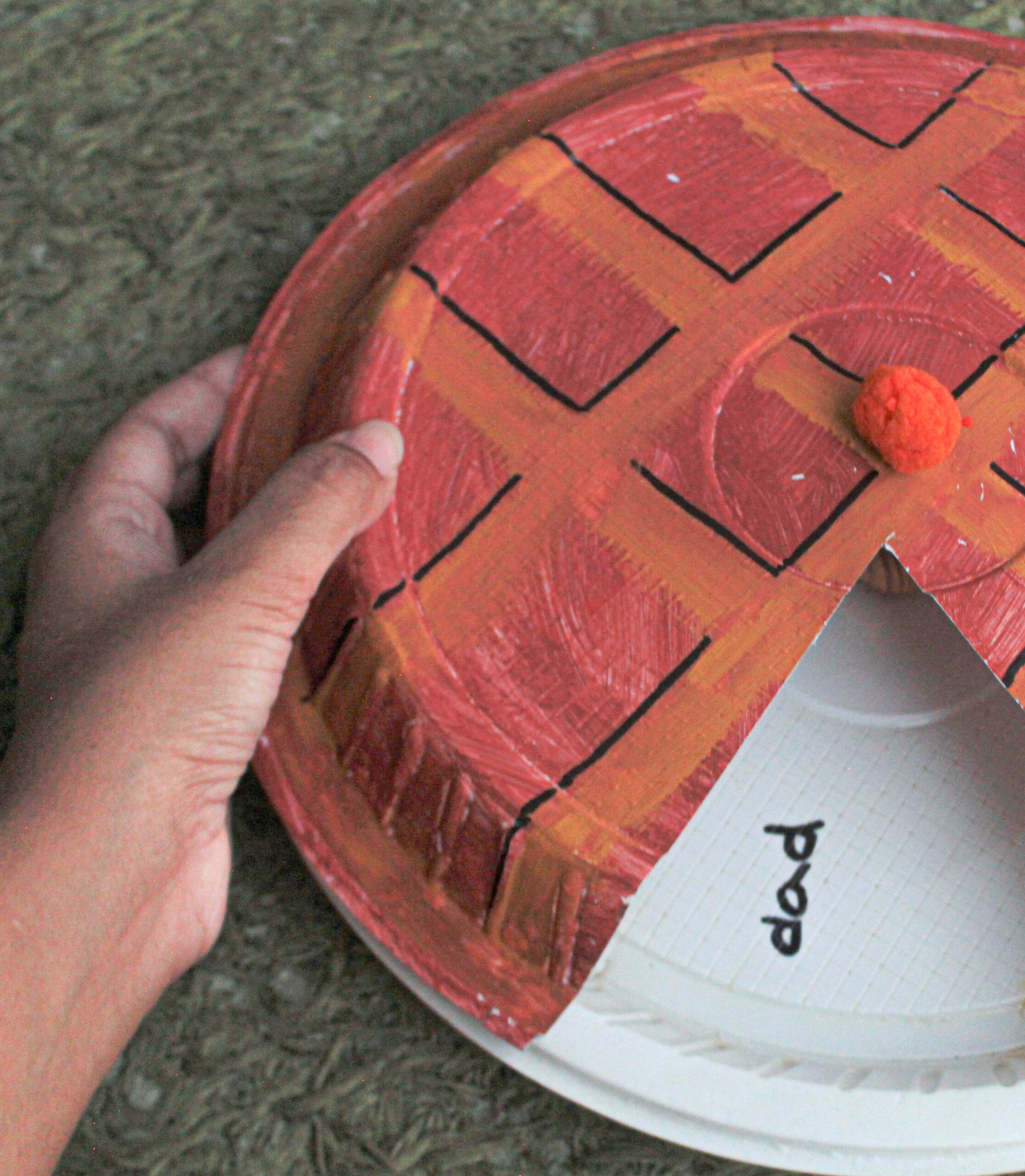 Paper Plate Craft with a 'Thankful For' Wheel for Thanksgiving