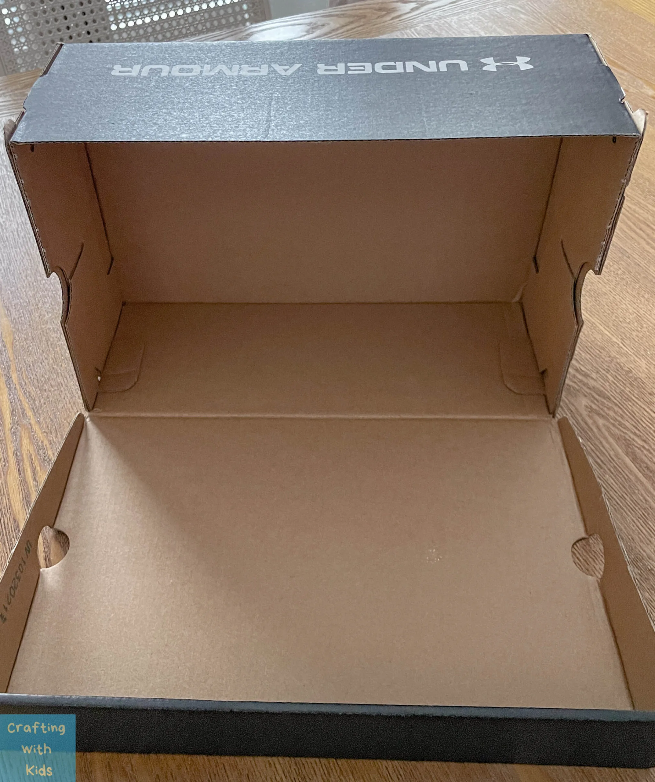 shoebox for base of diorama