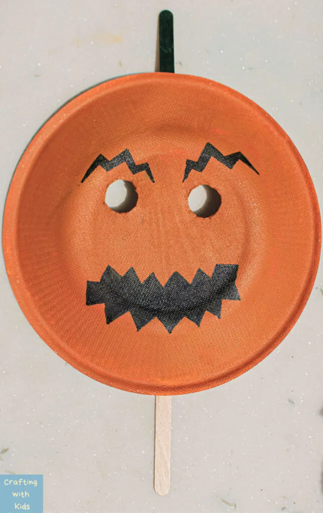 pumpkin paper plate craft Halloween mask