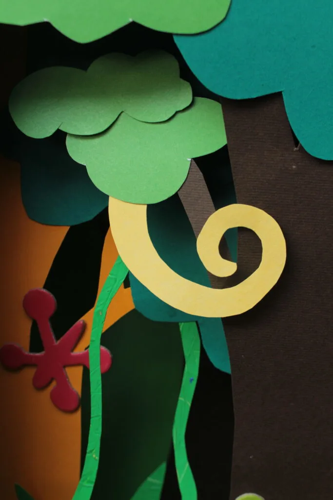 rainforest diorama 5