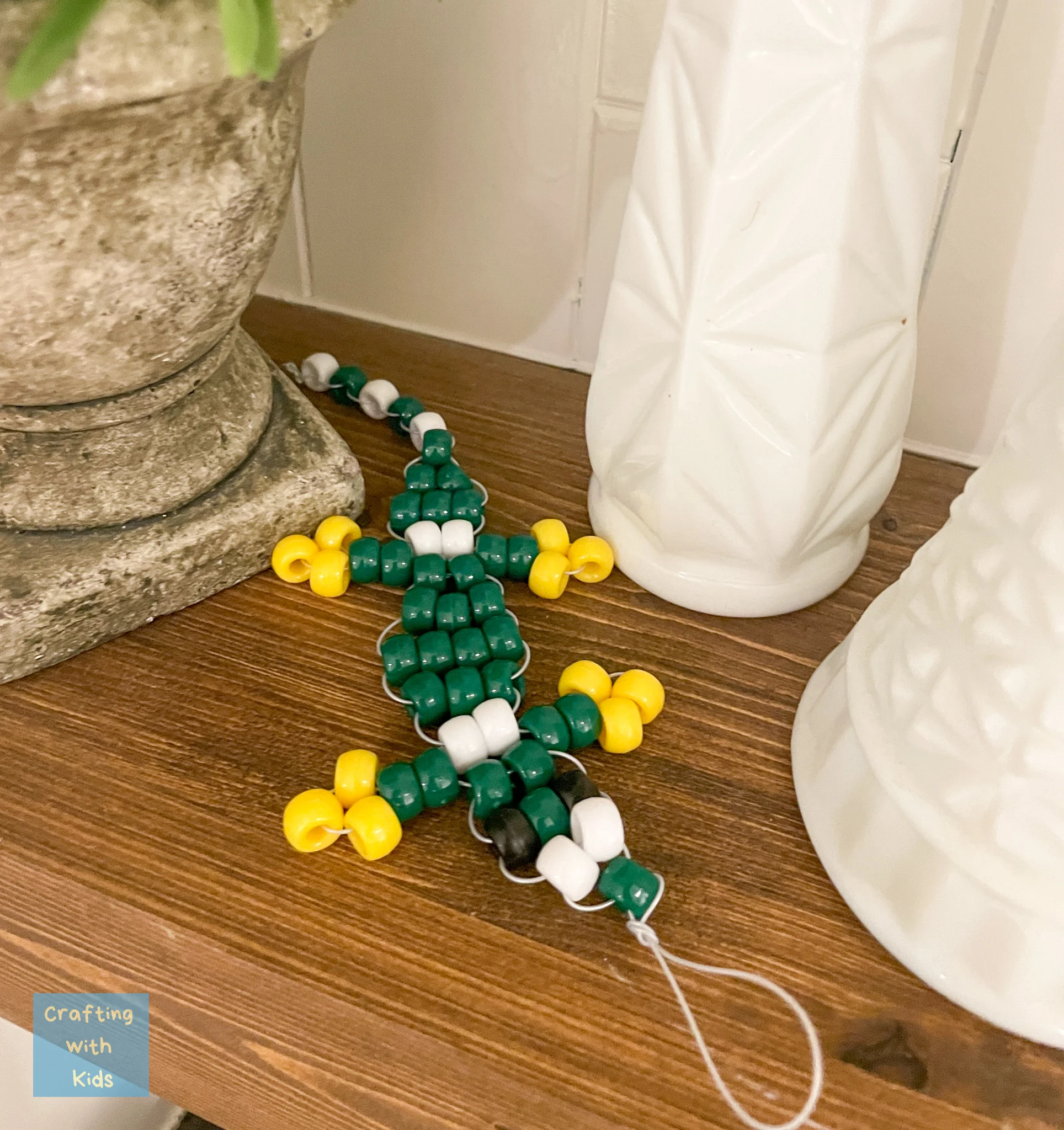how to make a bead lizard for kids