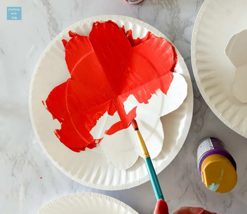 making paper plate flowers