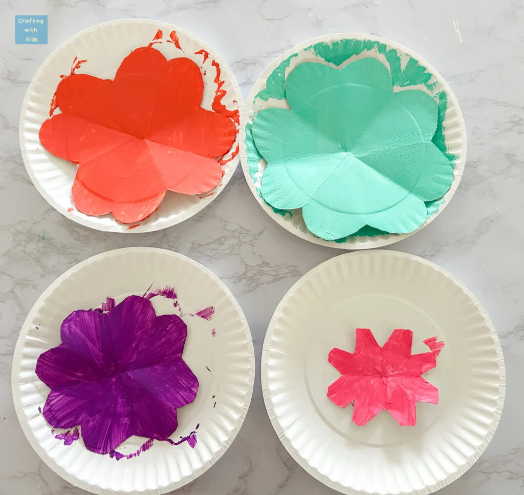 painting paper plate flowers