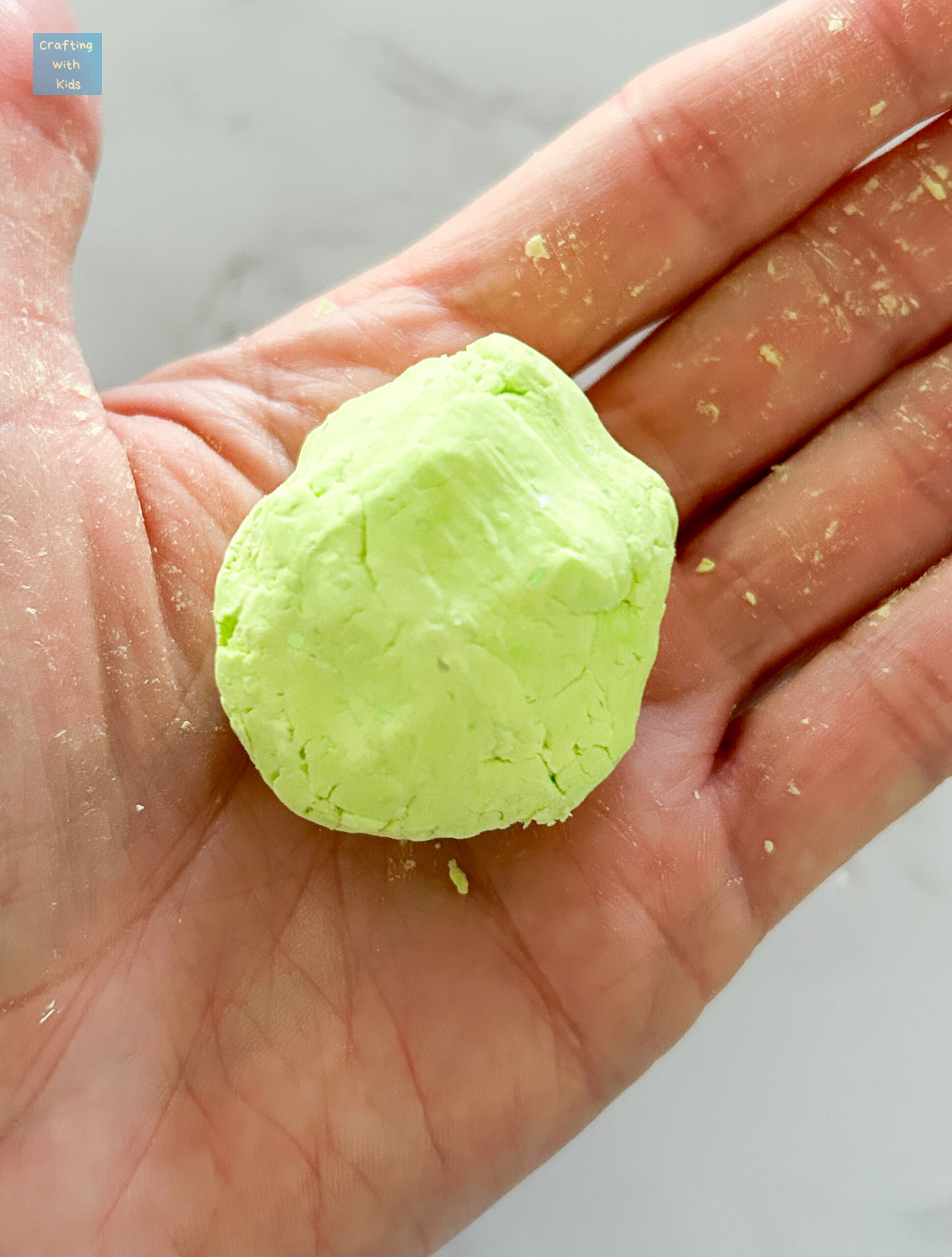 DIY slime without glue
