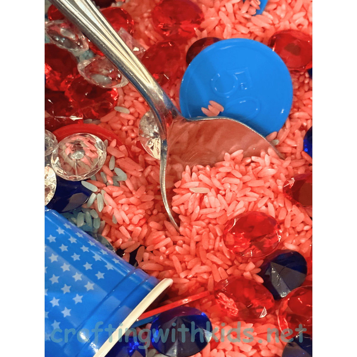 4th of july sensory bin with rice